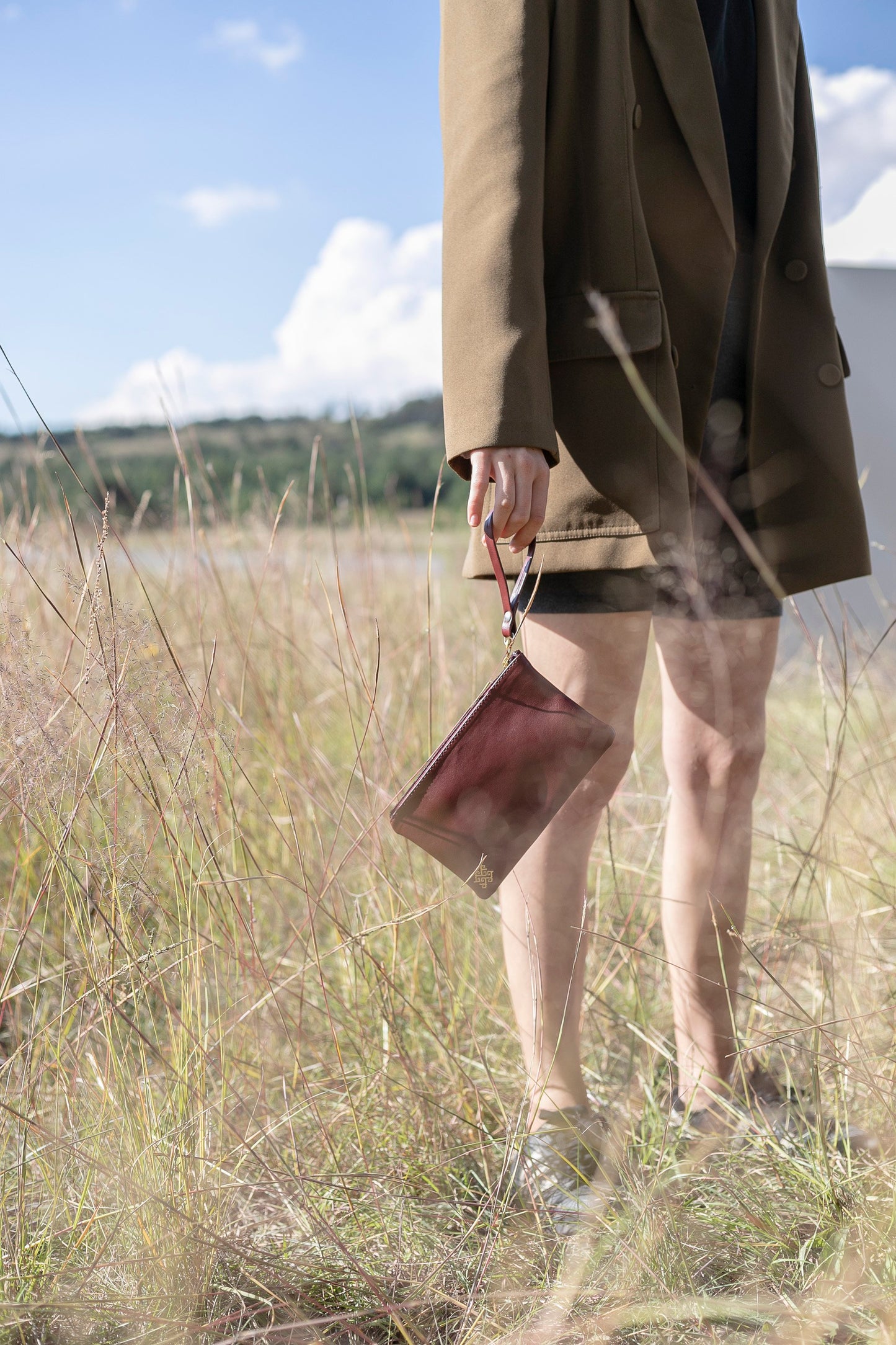 Zip clutch